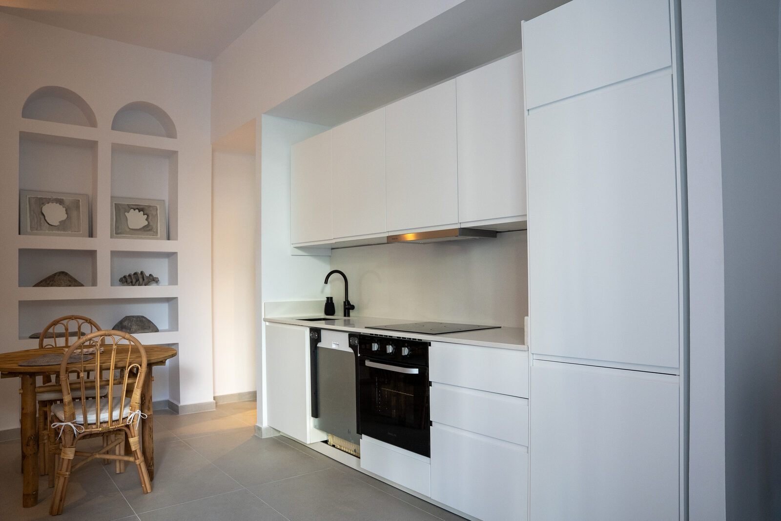 Fully equipped white kitchen